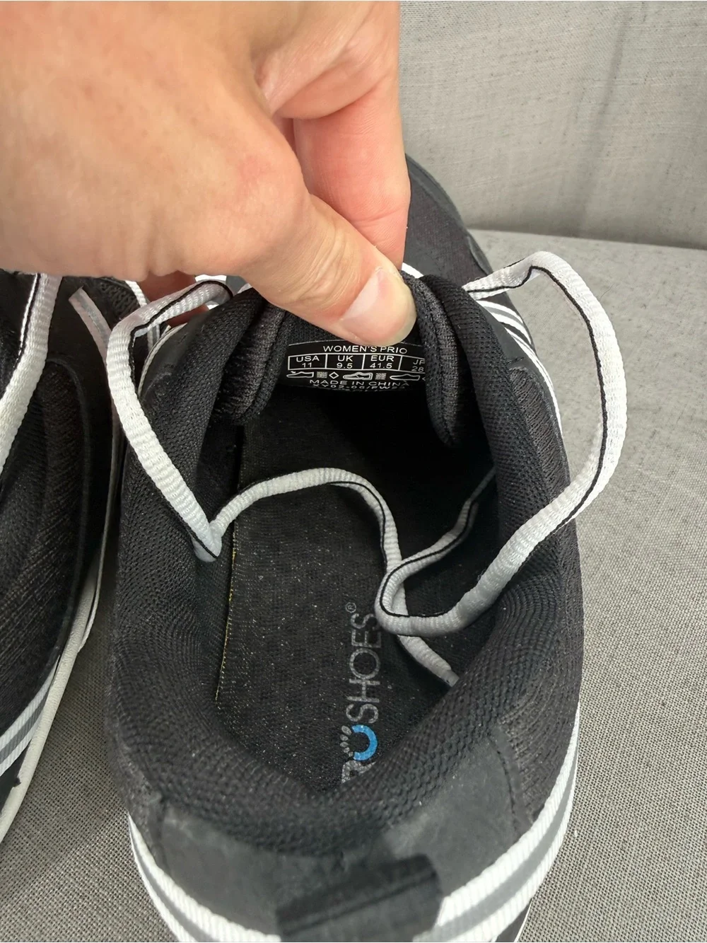 Xero Shoes Men’s Prio Barefoot Minimalist Athletic Sneaker Black White Size 11